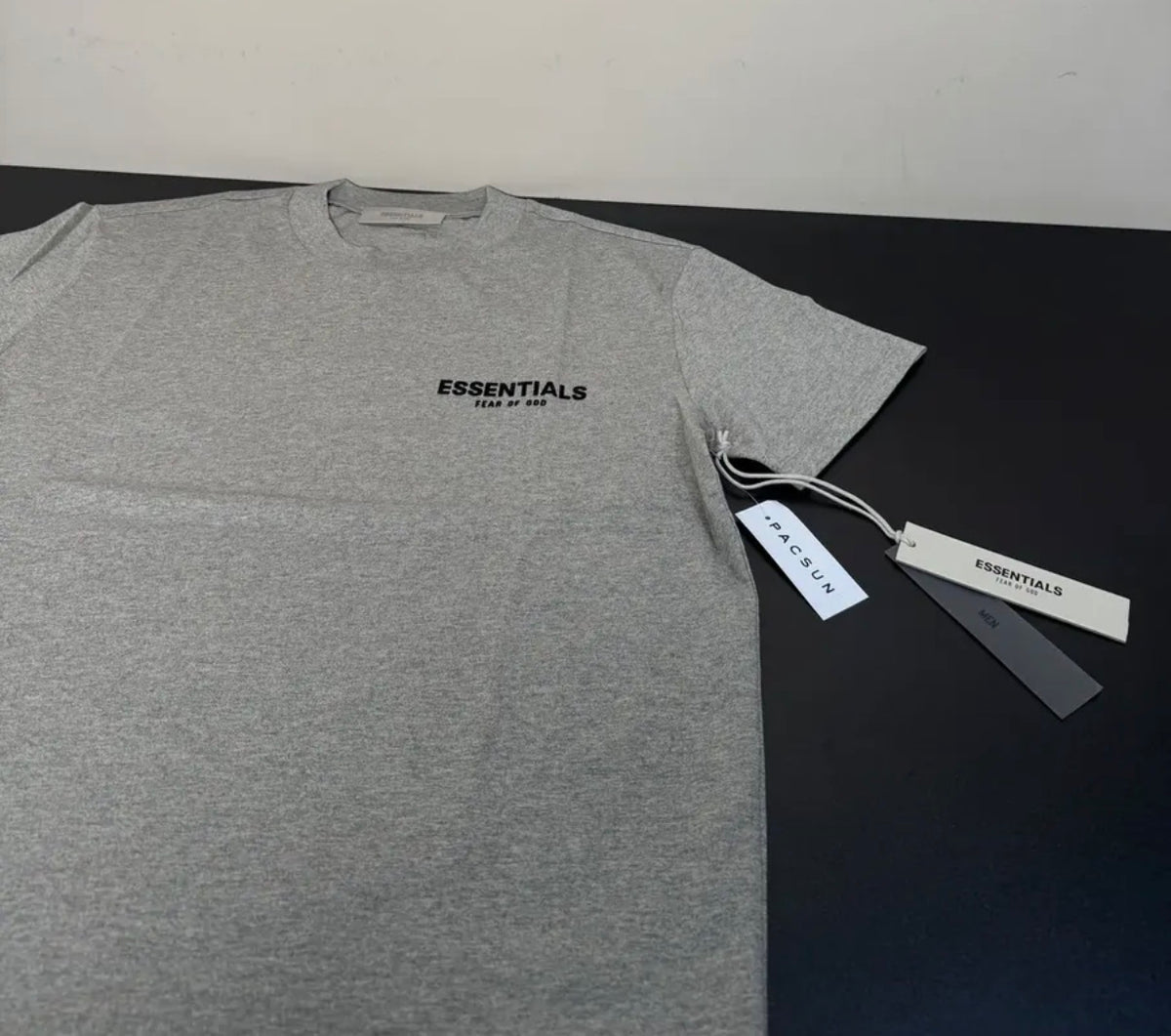 Playera Essentials