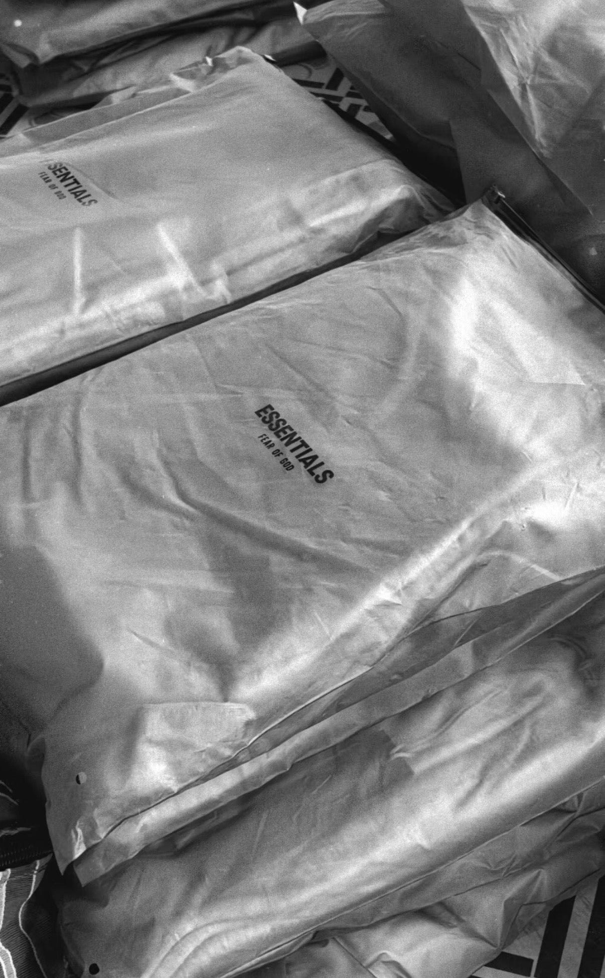 Sudadera Essentials