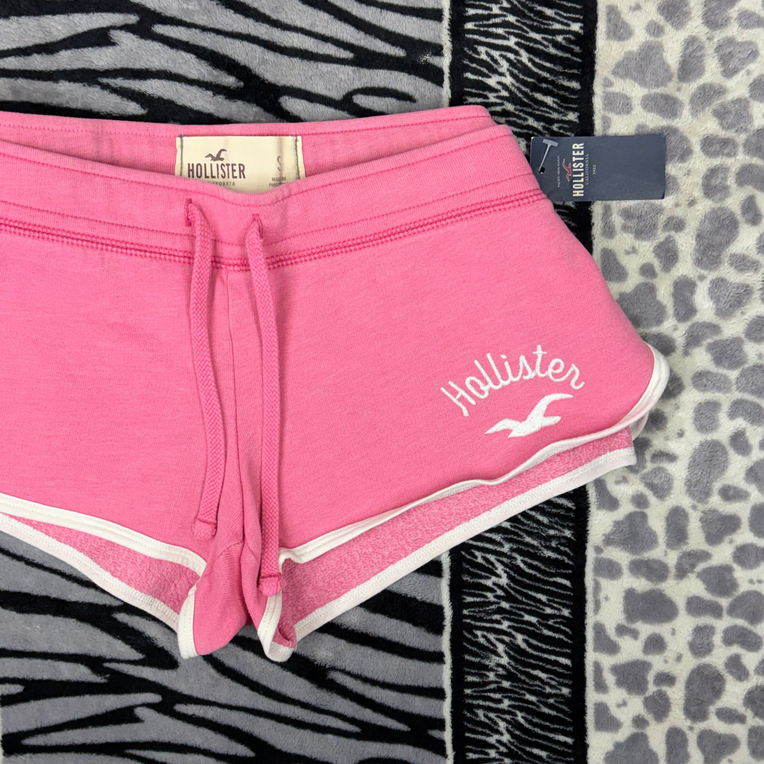 Short Hollister