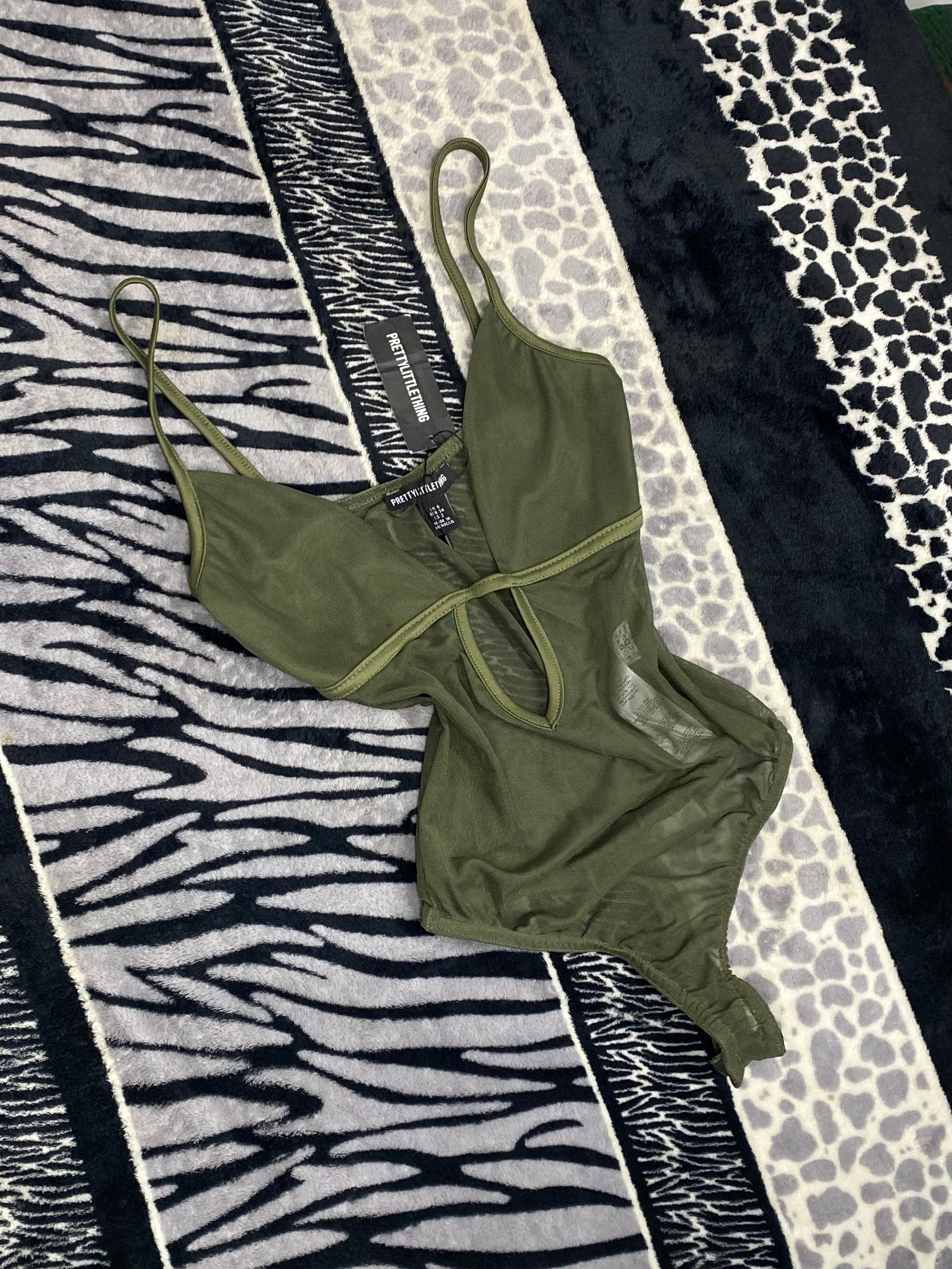 Body Prettylittlething