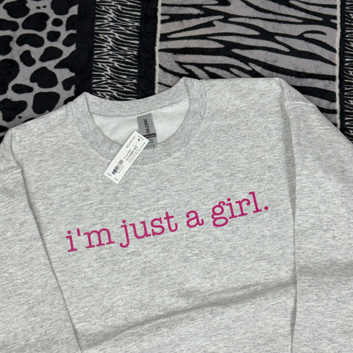 Sudadera “I’m Just A Girl”