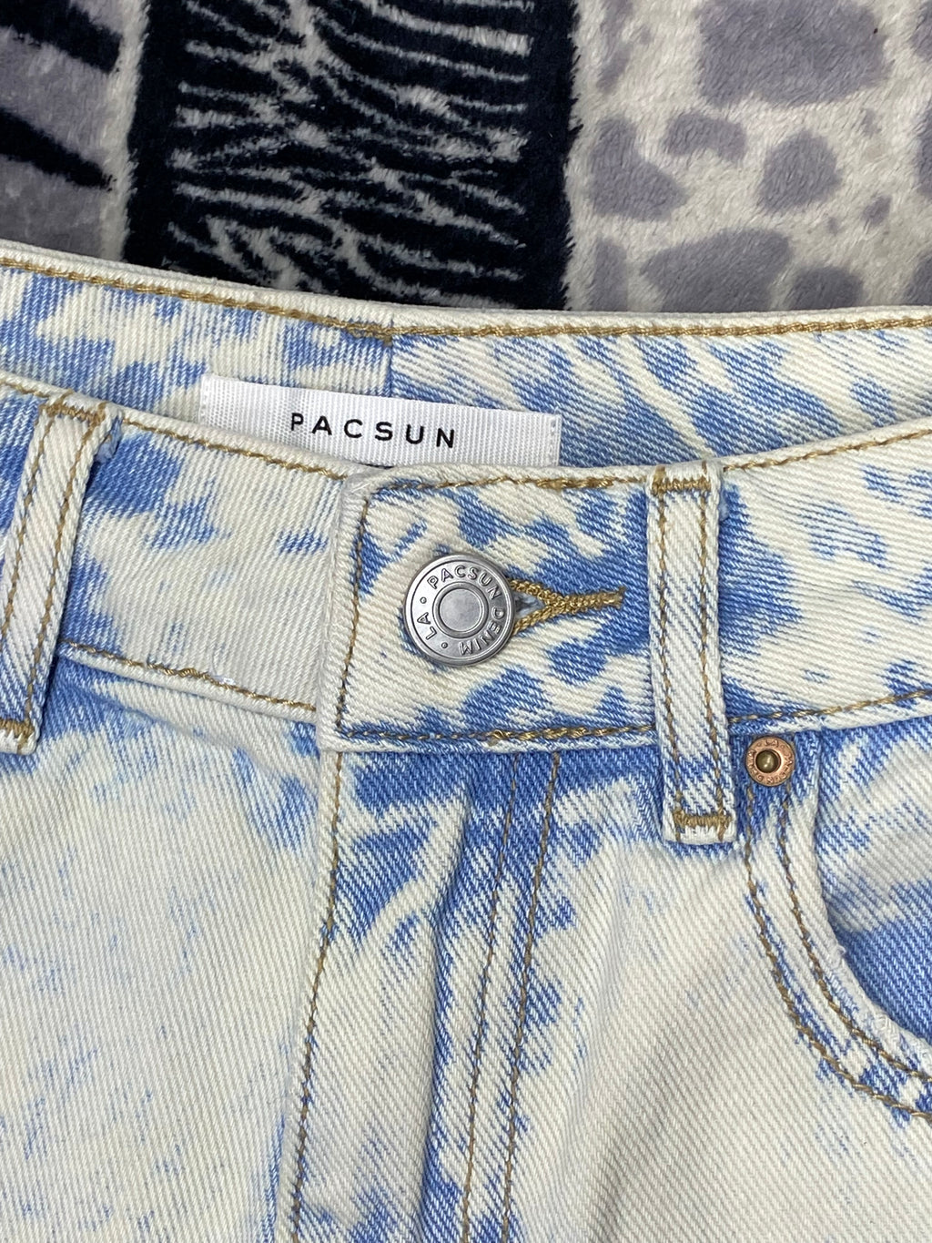 Short Pacsun