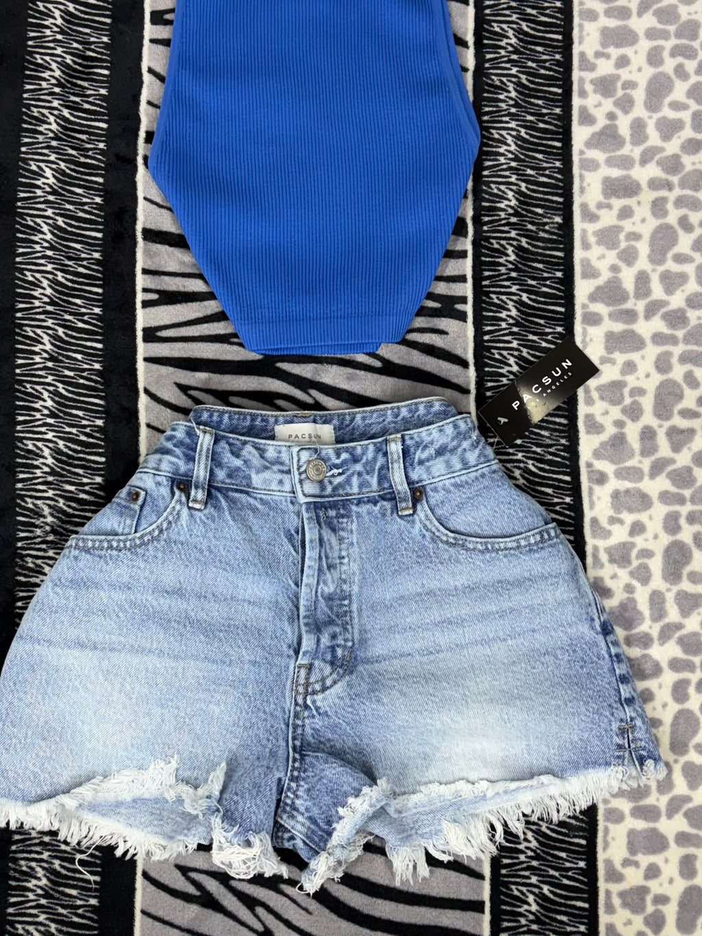 Short De Mezclilla Ajustado Pacsun