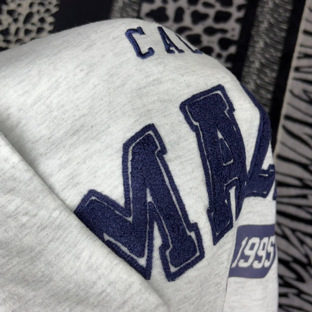 Sudadera Charlotte Russe “Malibu”