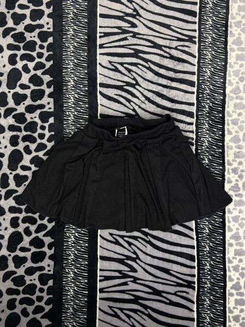 Falda Shein Corta