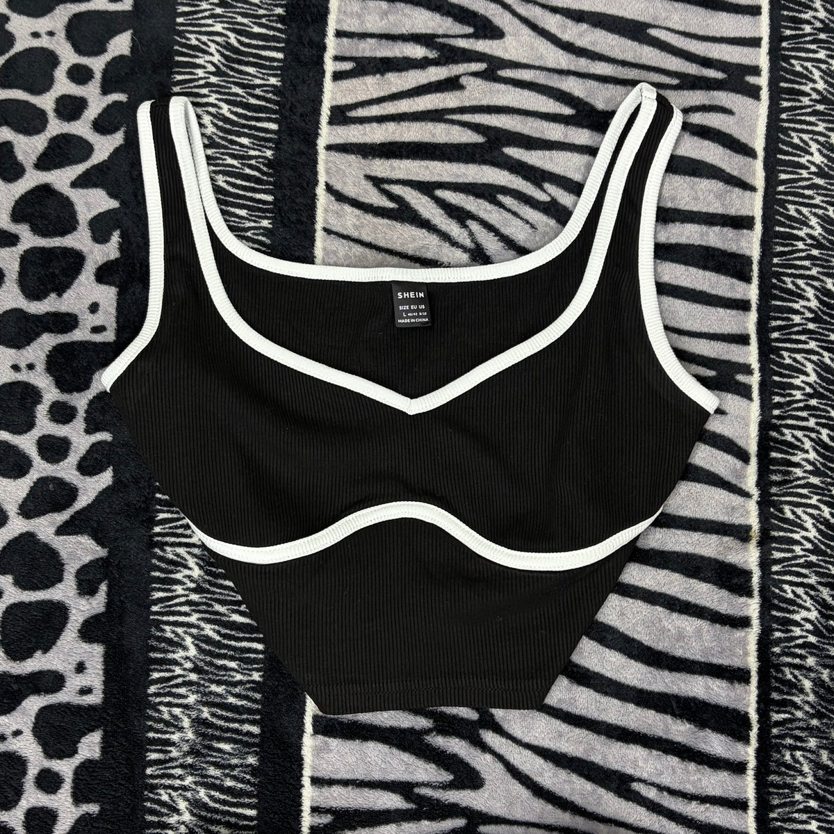 Top Crop Shein Deportivo Acanalado