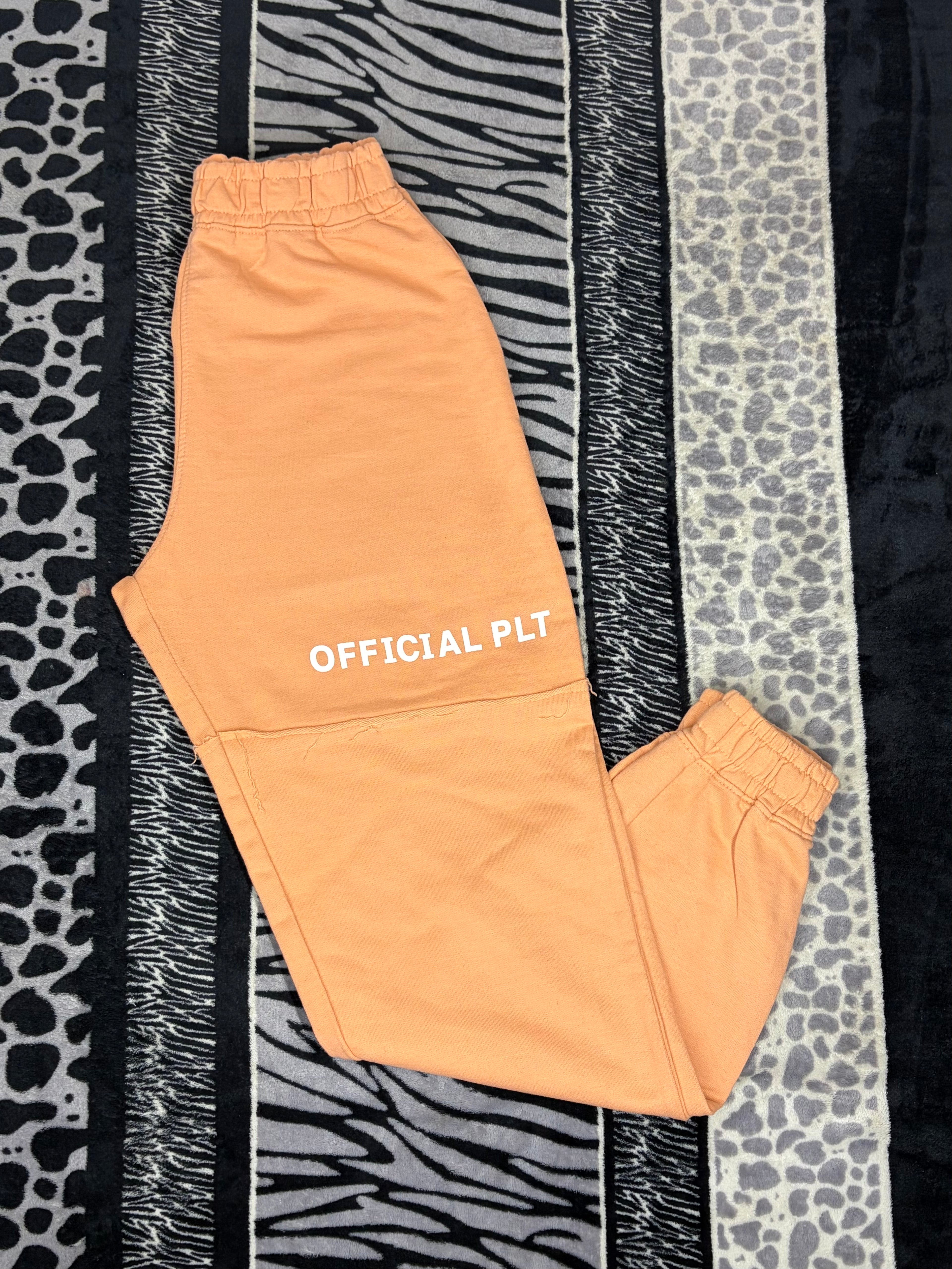 Pants Prettylittlething