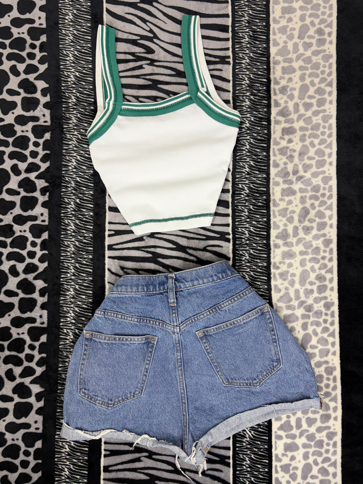 Top Crop “Serving”