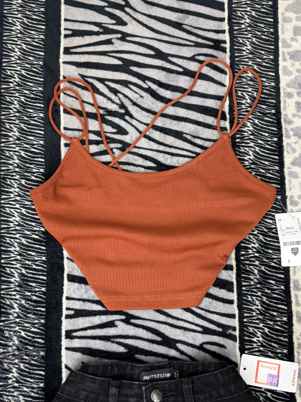 Crop top