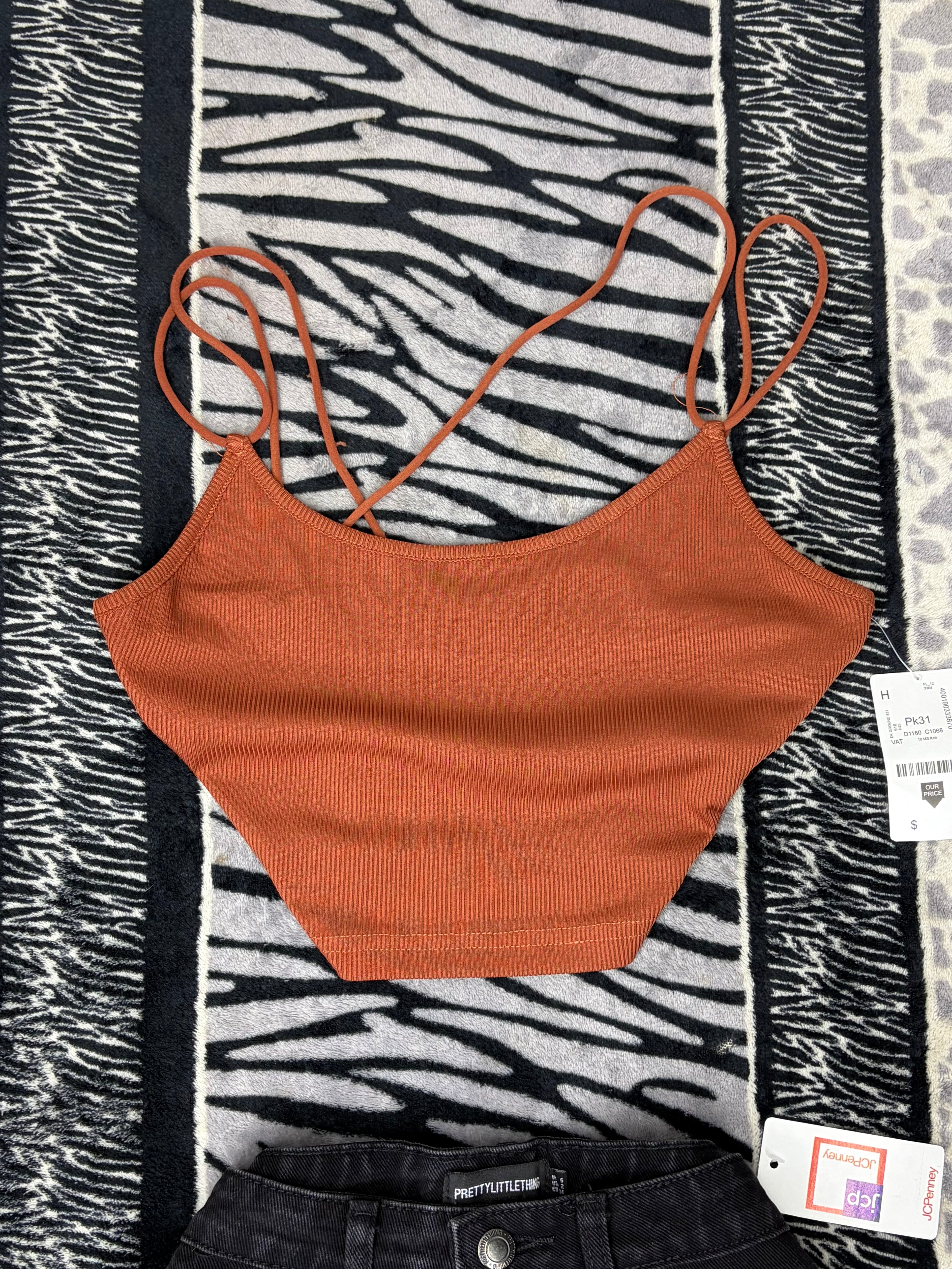 Crop top