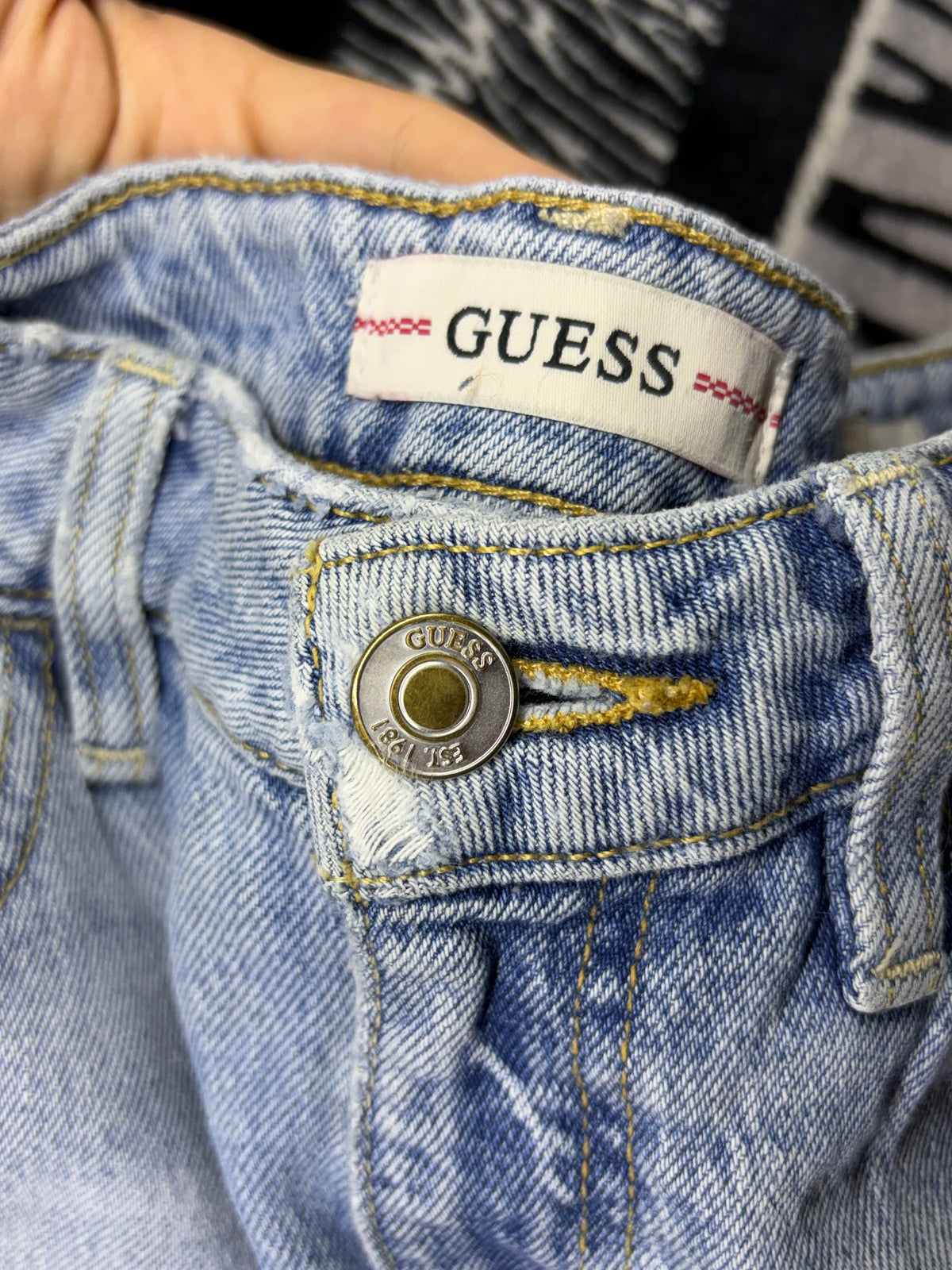 Pantalón Guess