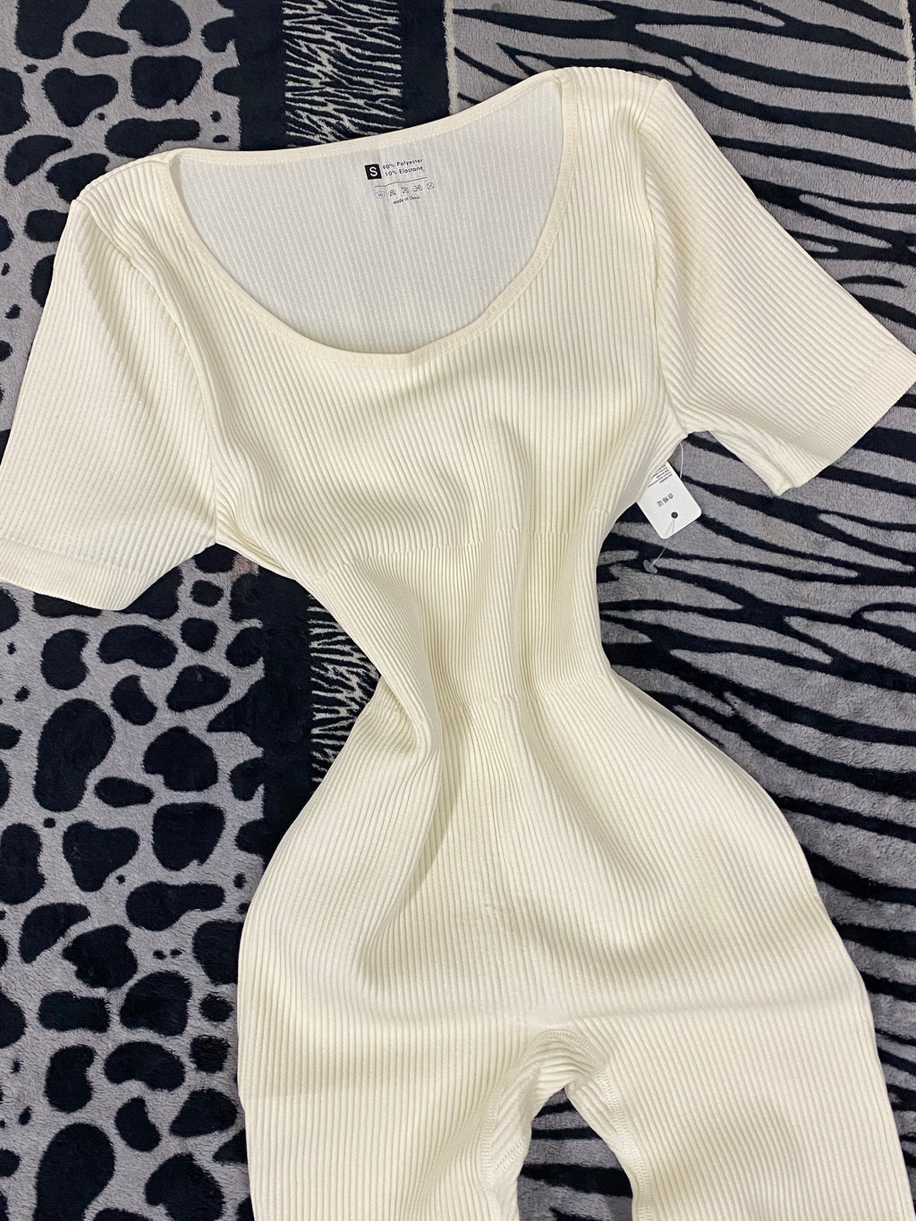 Enterizo con push up, manga corta