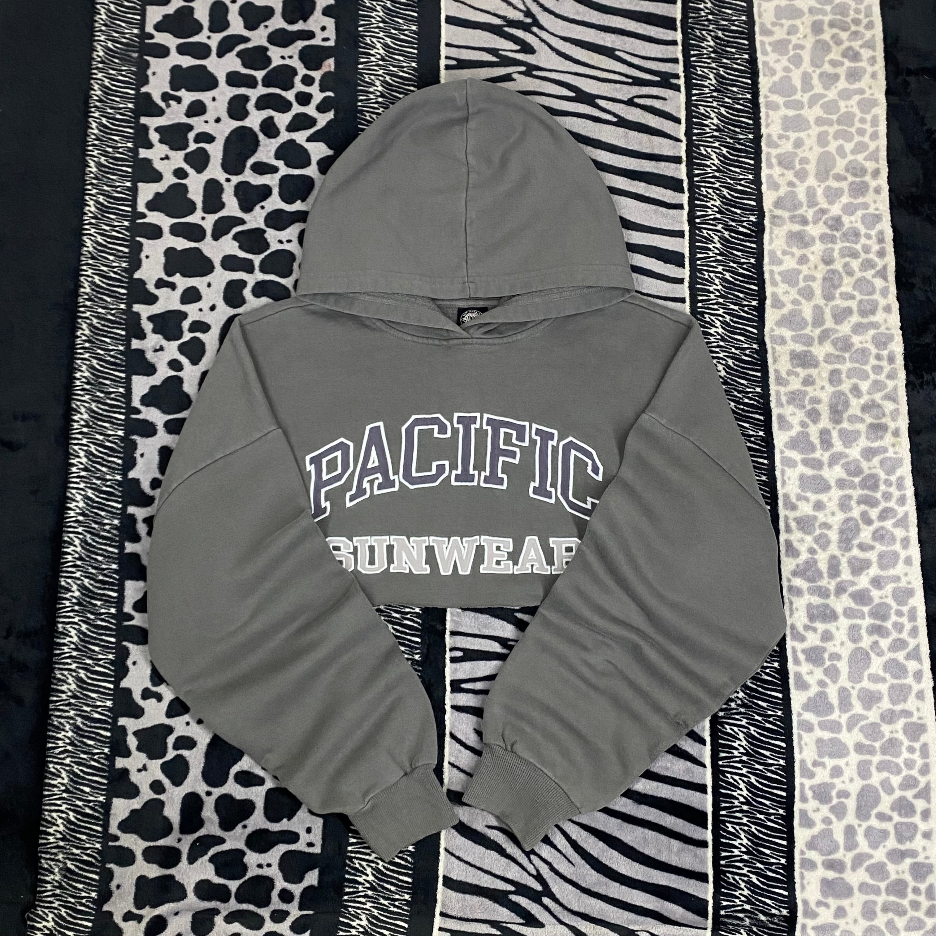 Sudadera Pacsun “Pacific”