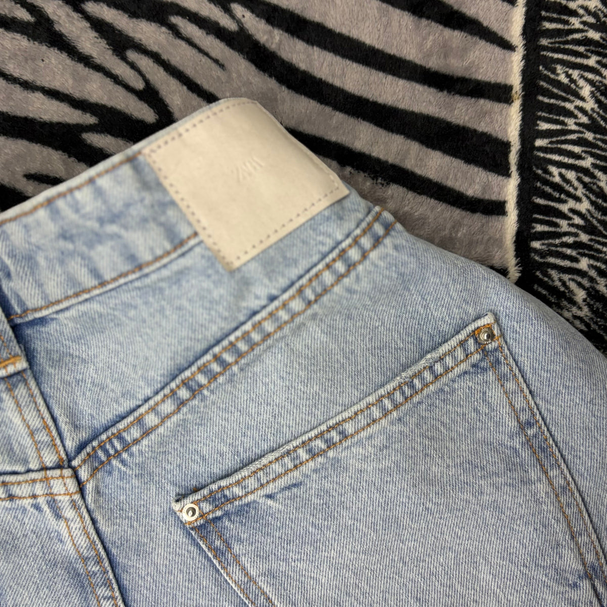 Short Zara
