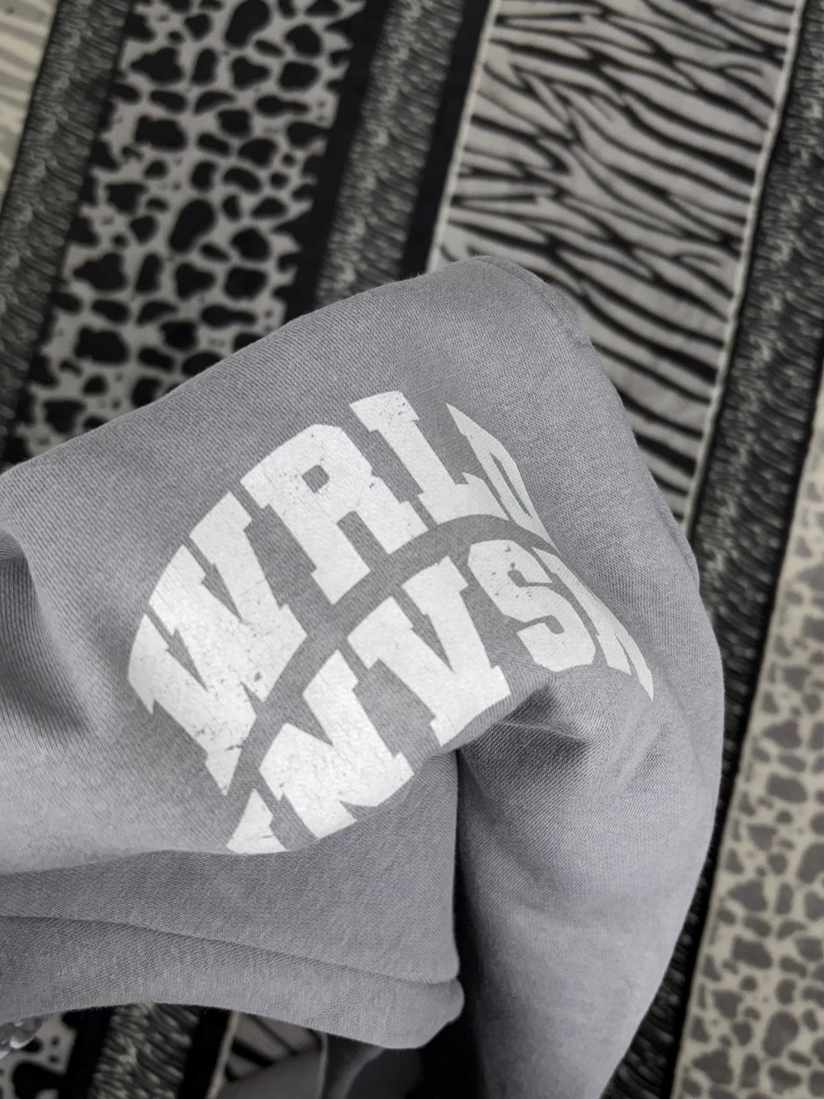 Pants “Wrld Invsn”
