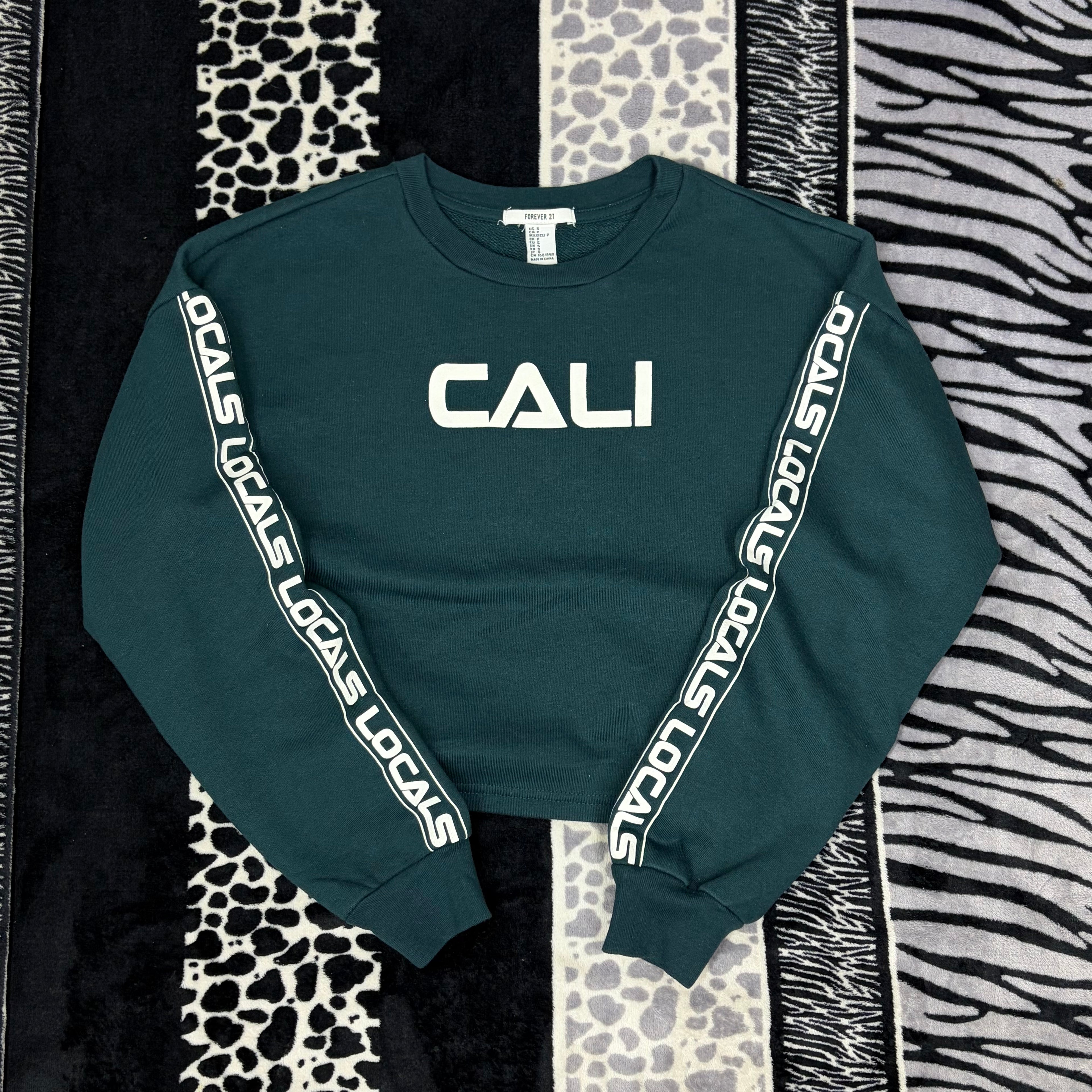 Sudadera Forever 21 “Cali”