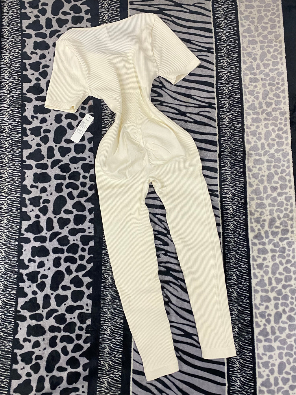 Enterizo con push up, manga corta