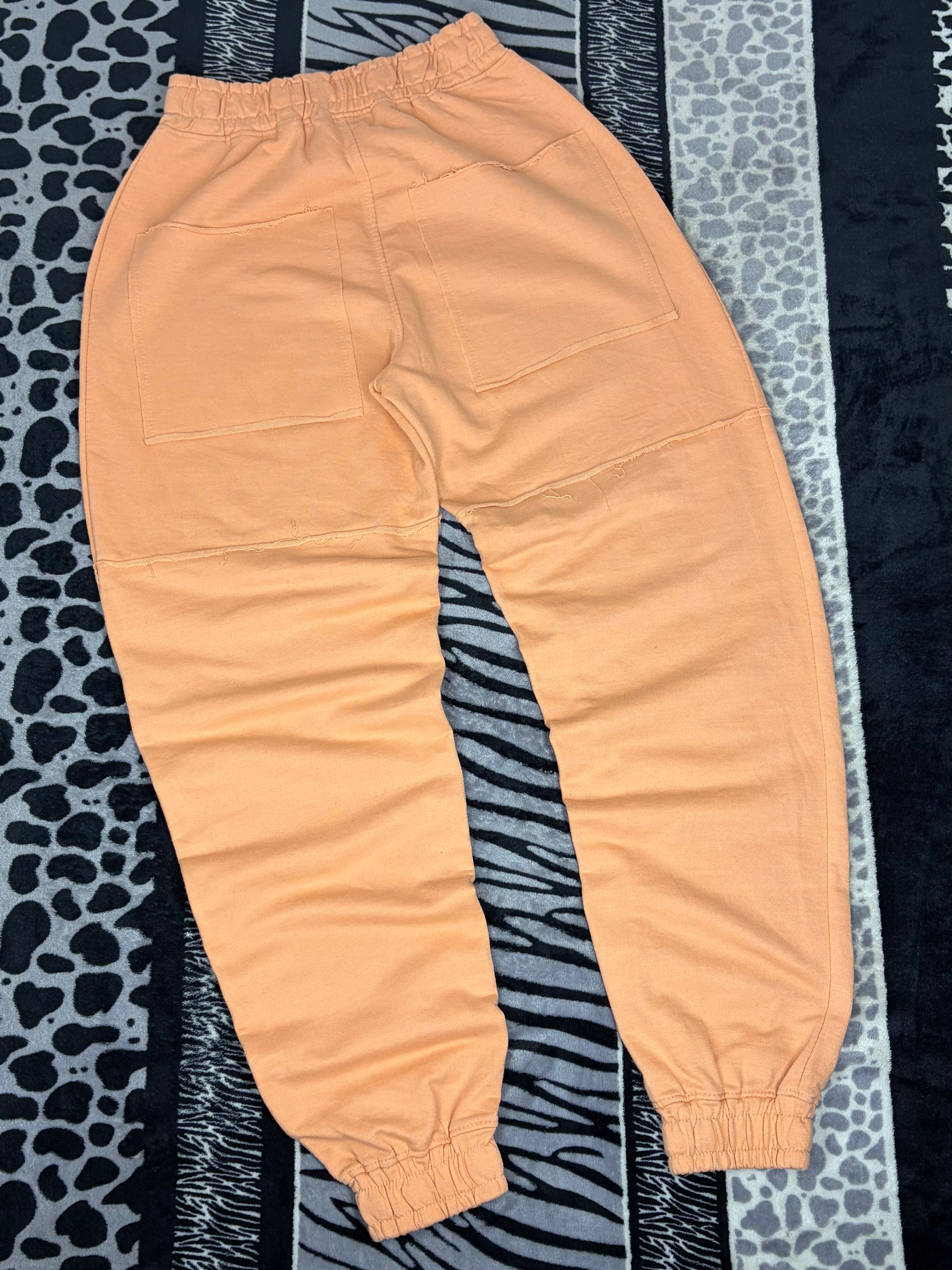 Pants Prettylittlething
