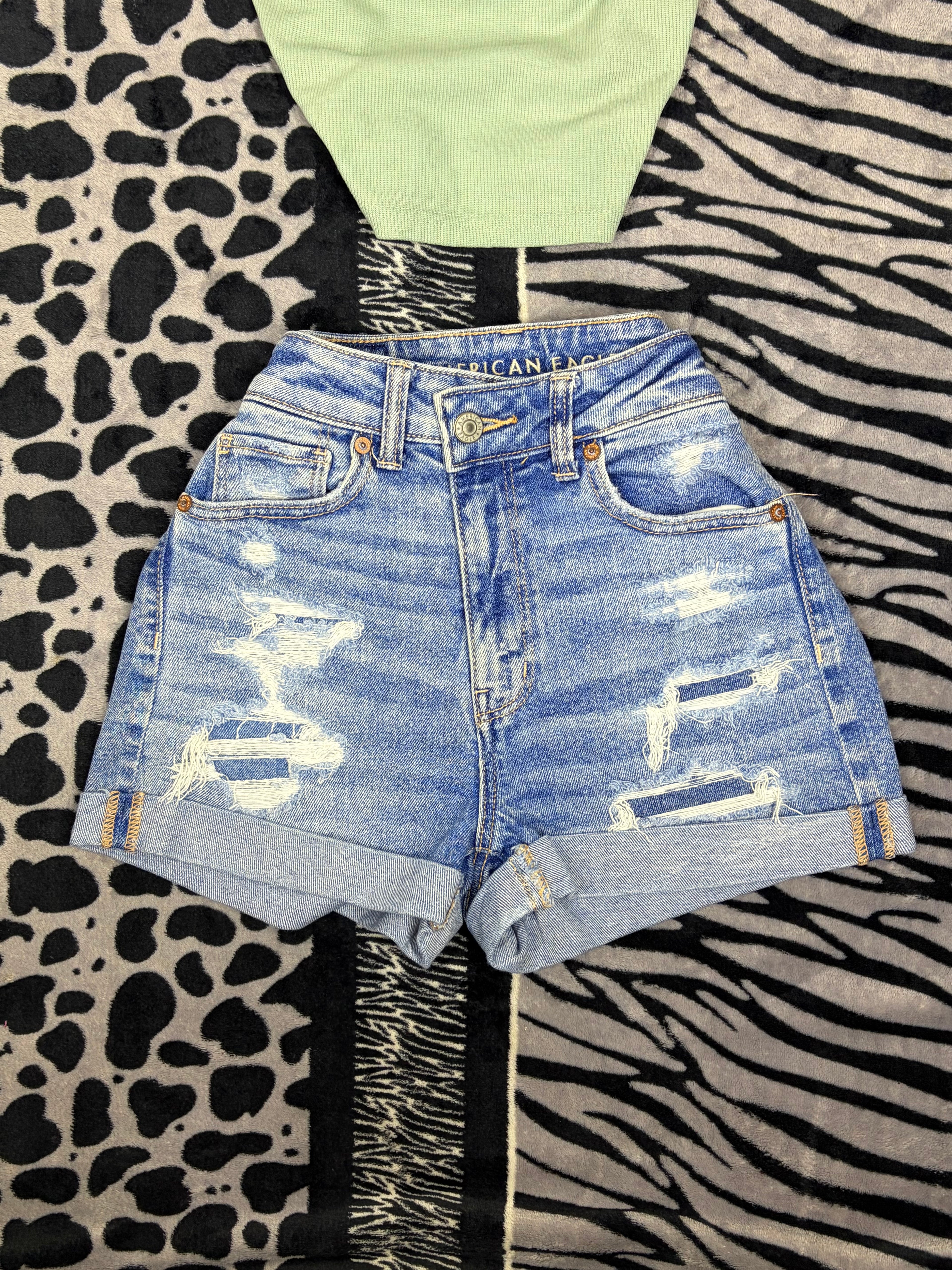 Short American Eagle