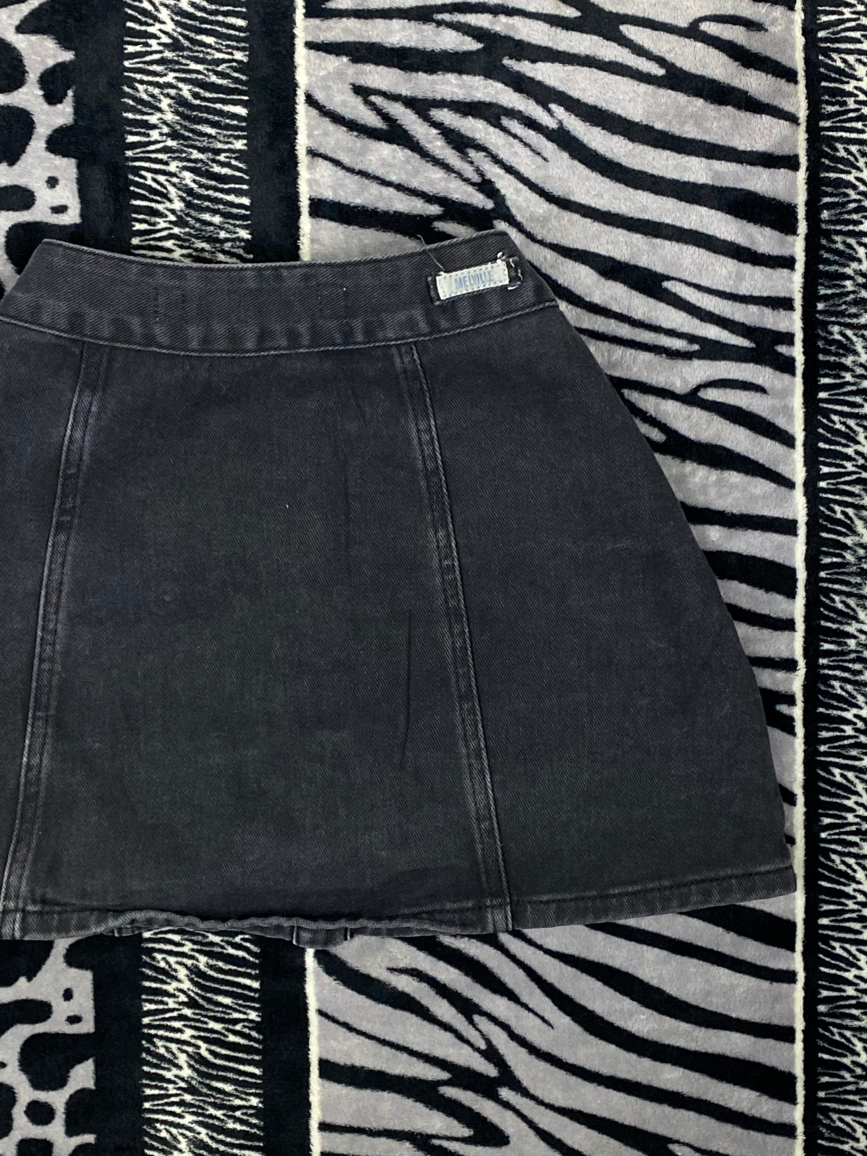 Falda Brandy Melville