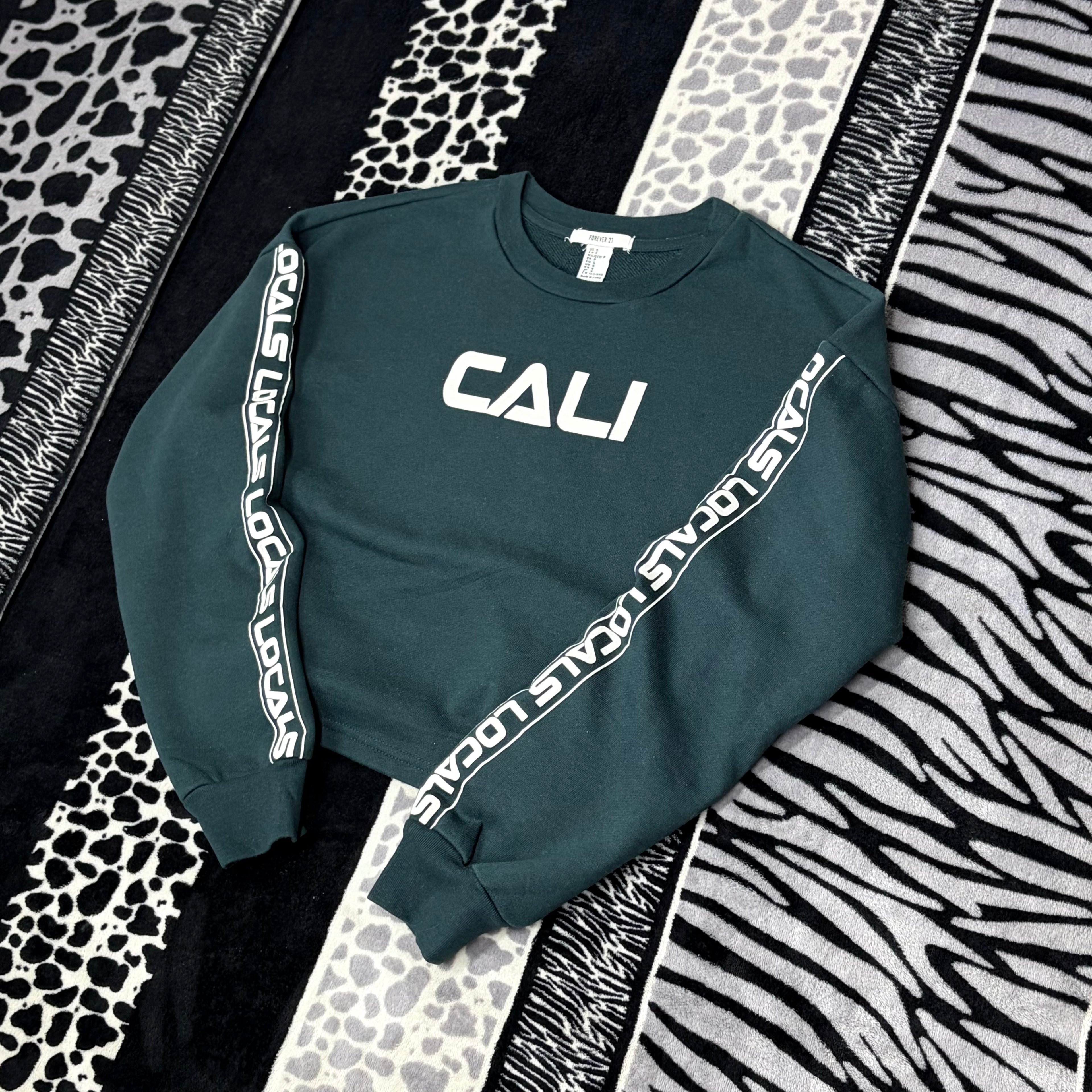 Sudadera Forever 21 “Cali”