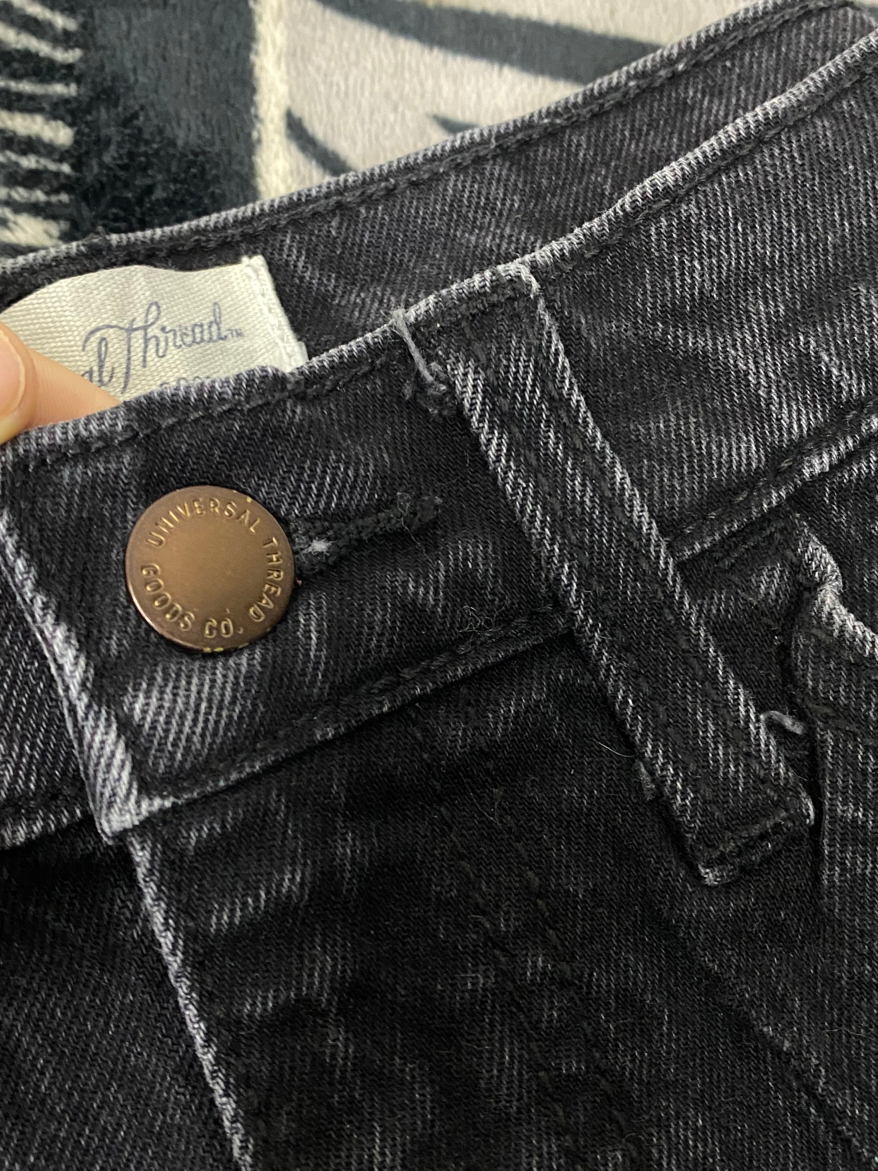 Pantalon Universal Thread