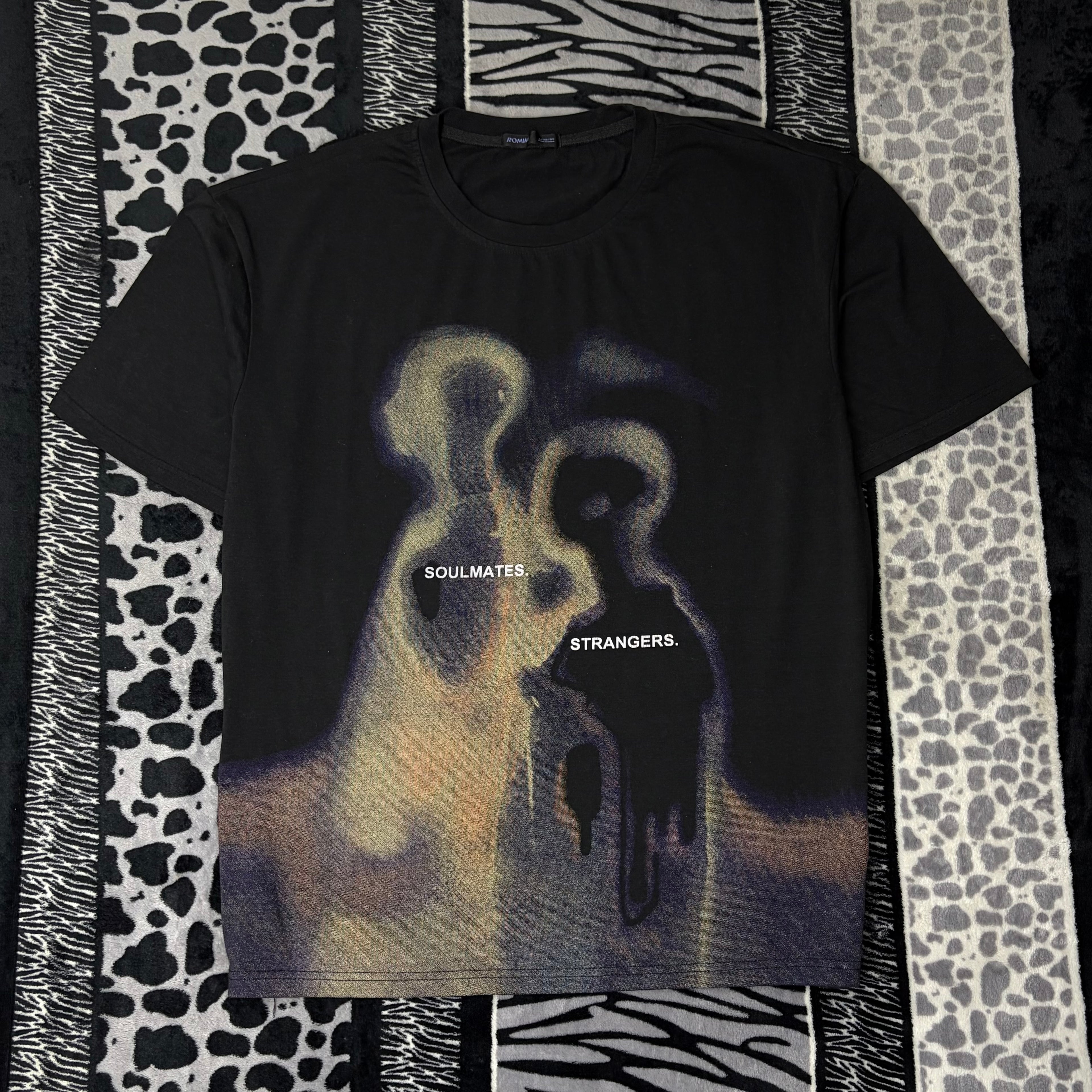 Playera Romwe