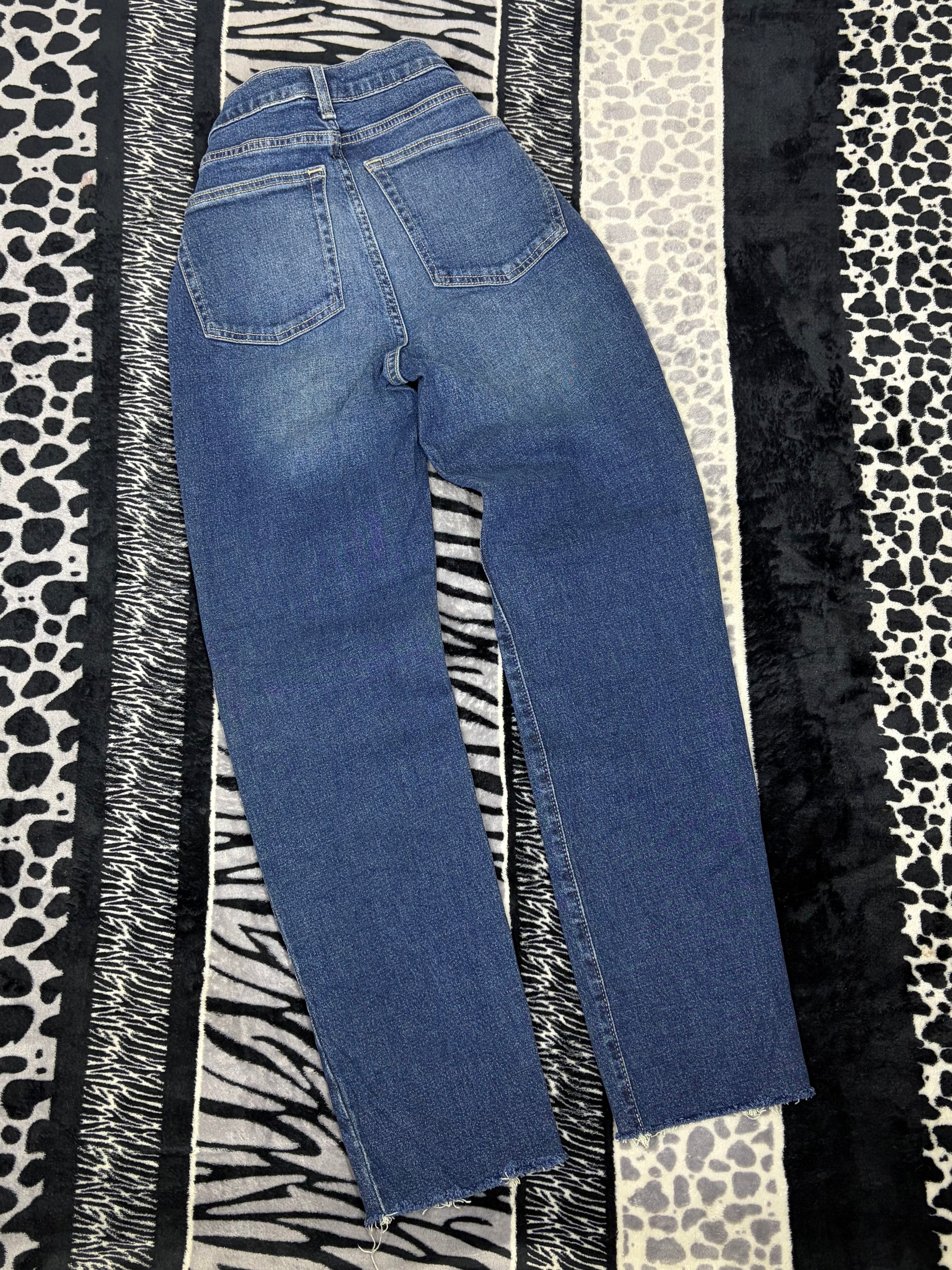 Pantalón Universal Thread